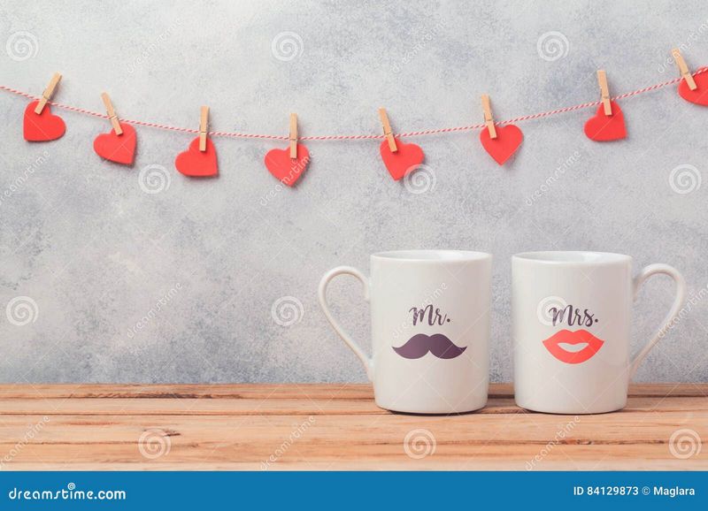 Slavic Internet Dating: Practices, Values, and Modern Love Technologies Slavic Internet Dating: Practices, Values, and Modern Love Technologies